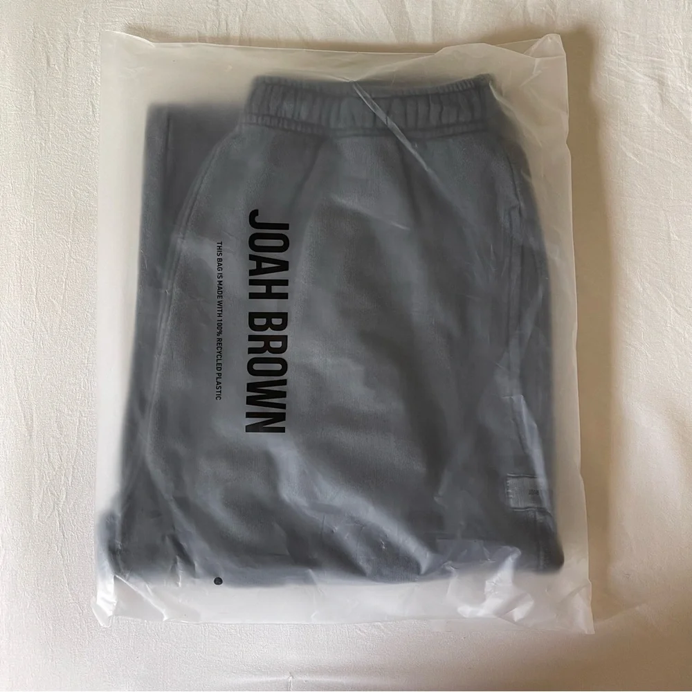 Brand New- JOAH BROWN Oversized Straight Leg Jogger in Washed Black Terry 🩶✨ - Picture 6 of 14